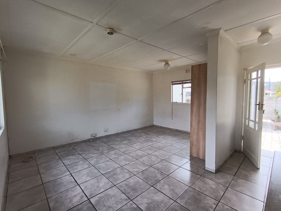 1 Bedroom Property for Sale in Bergsig Western Cape